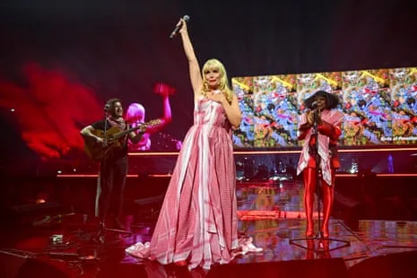 United for Palestine: Star-Studded Gig Brings Benedict Cumberbatch and Many for Palestinian Support